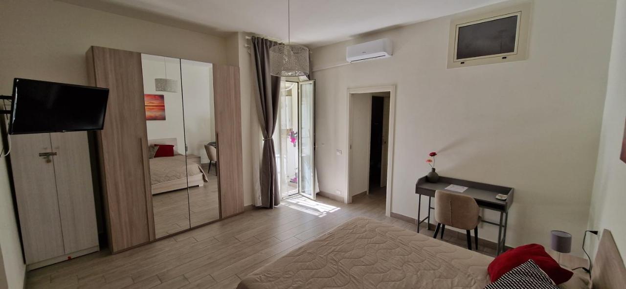 Neapolitan Roo Daire Dış mekan fotoğraf